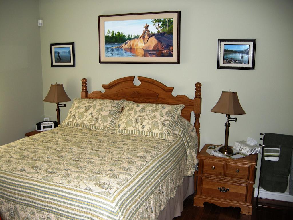 Tucked Inn The Harbour B&B Victoria Harbour Oda fotoğraf