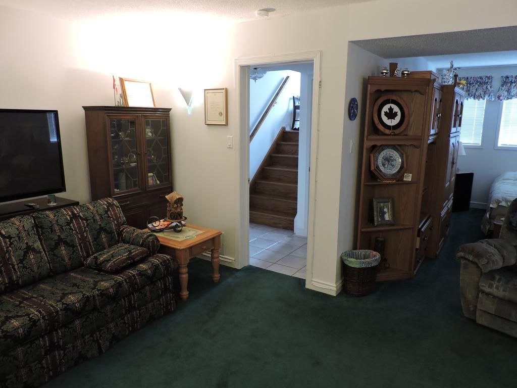 Tucked Inn The Harbour B&B Victoria Harbour Dış mekan fotoğraf